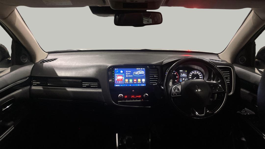 2020 Mitsubishi Outlander Ls 7 Seat (AWD), Automatic, 126791 km, Dashboard View