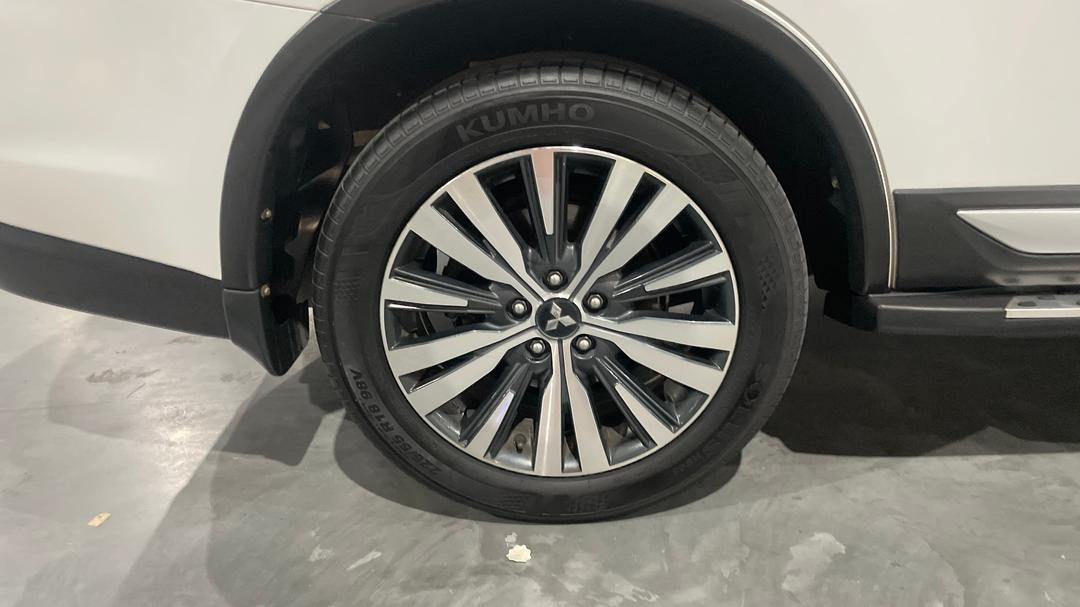 2020 Mitsubishi Outlander Ls 7 Seat (AWD), Automatic, 126791 km, Right Rear Wheel