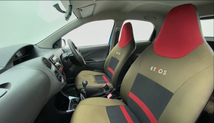 2012 Toyota Etios Liva GD, Diesel, Manual, 79,614 km, Right Side Front Door Cabin