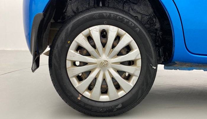 2012 Toyota Etios Liva GD, Diesel, Manual, 79,614 km, Right Rear Wheel