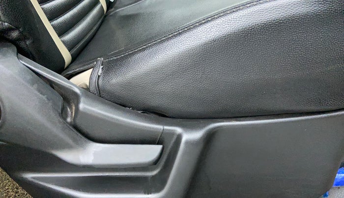 2021 Maruti New Wagon-R LXI CNG (O) 1.0, CNG, Manual, 53,136 km, Driver Side Adjustment Panel