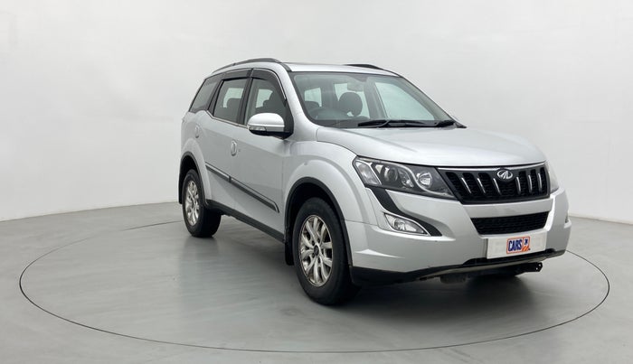 2018 Mahindra XUV500 W10 AT, Diesel, Automatic, 31,558 km, Right Front Diagonal