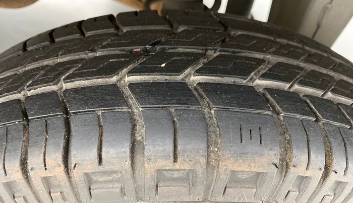 2018 Maruti Eeco 5 STR WITH AC PLUSHTR, Petrol, Manual, 46,546 km, Left Rear Tyre Tread
