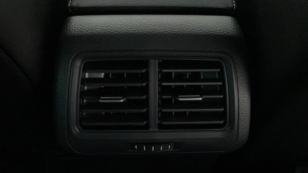 Rear A/C Vent