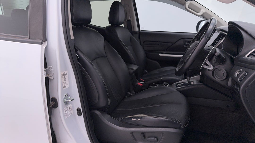 2019 Mitsubishi Triton Gls (4x4) Premium, Automatic, 140281 km, Right Side Front Door Cabin View