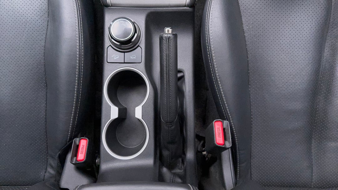 2019 Mitsubishi Triton Gls (4x4) Premium, Automatic, 140281 km, Handbrake