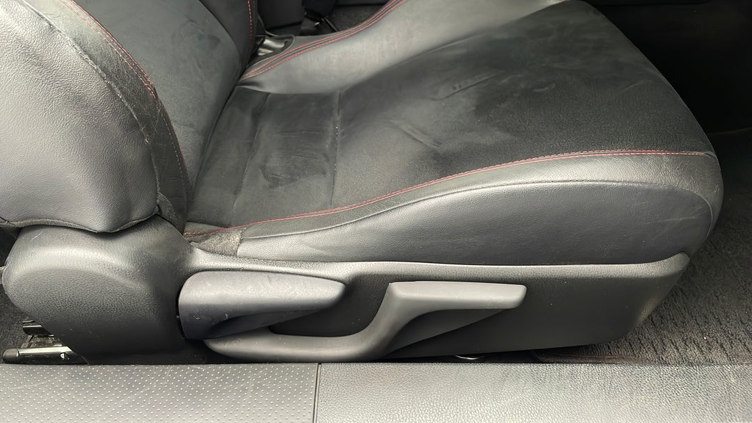 2015 Toyota 86 Gts, Manual, 80952 km, Drivers Side Adjustment Panel