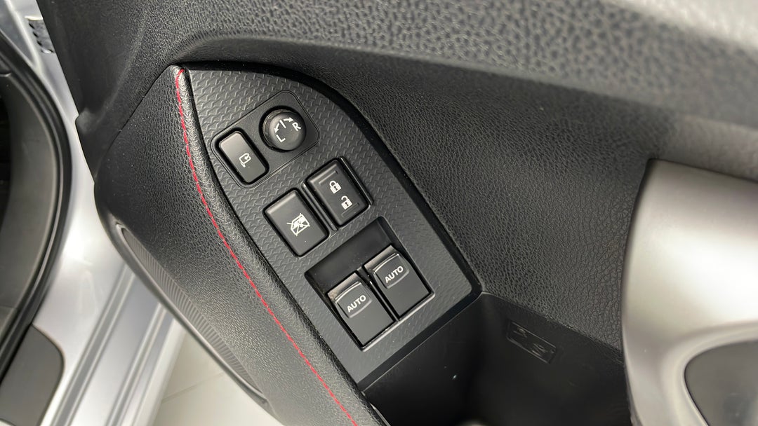 2015 Toyota 86 Gts, Manual, 80952 km, Drivers Side Door Panel Controls