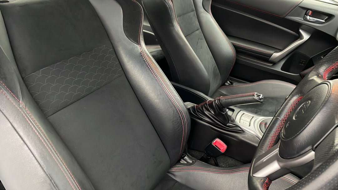 2015 Toyota 86 Gts, Manual, 80952 km, Right Side Front Door Cabin View