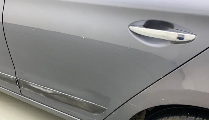 2017 Hyundai Elite i20 ASTA 1.2 (O), CNG, Manual, 99,507 km, Rear left door - Minor scratches