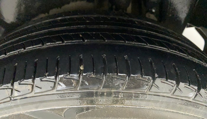 2014 Maruti Swift Dzire ZXI, Petrol, Manual, 34,372 km, Left Rear Tyre Tread