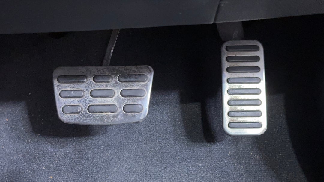 Pedals and Footmat