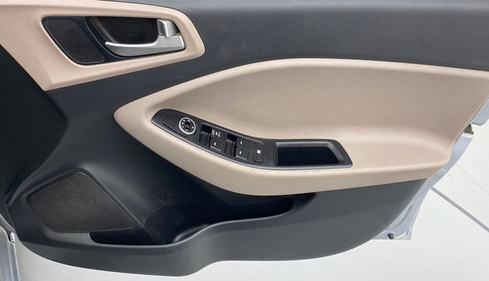 2019 Hyundai Elite i20 MAGNA PLUS 1.2, CNG, Manual, 59,036 km, Driver Side Door Panels Control