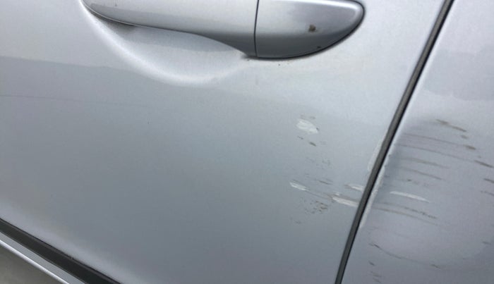 2019 Hyundai Elite i20 MAGNA PLUS 1.2, CNG, Manual, 59,036 km, Front passenger door - Minor scratches