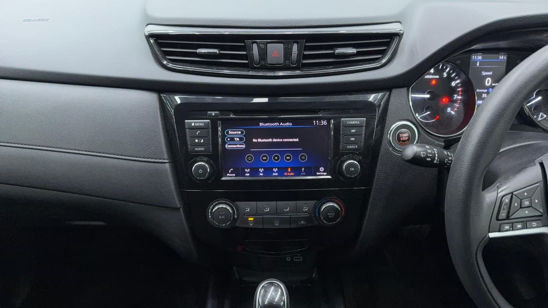 2021 Nissan X-trail St (2WD), Automatic, 49667 km, Center Console