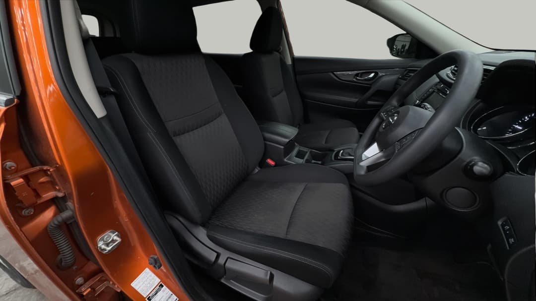 2021 Nissan X-trail St (2WD), Automatic, 49667 km, Right Side Front Door Cabin View