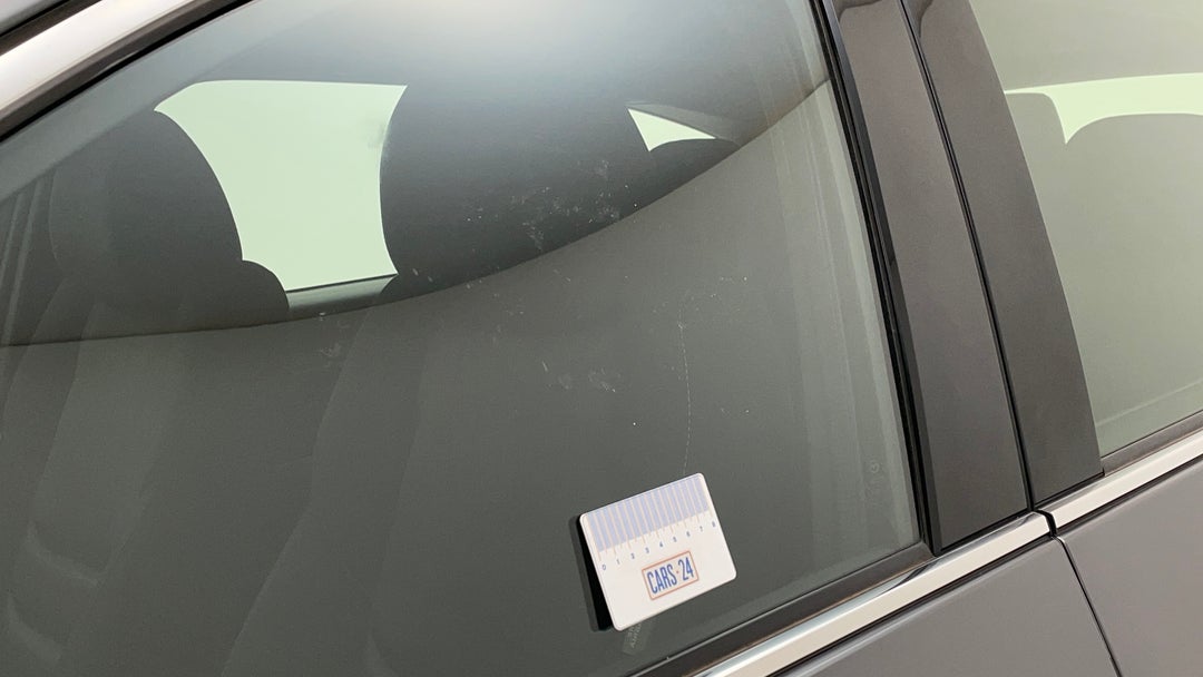 Window Glass Front LHS Scratch