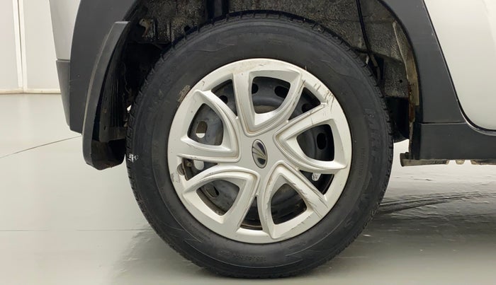 2018 Mahindra KUV 100 NXT K4+ P 6 STR, CNG, Manual, 66,575 km, Right Rear Wheel