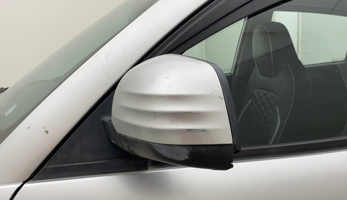 2018 Mahindra KUV 100 NXT K4+ P 6 STR, CNG, Manual, 66,575 km, Left rear-view mirror - Cover has minor damage