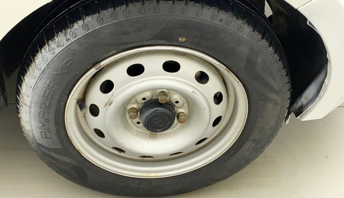 2020 Tata Tiago XE PETROL, Petrol, Manual, 22,064 km, Right front tyre - Major and repairable