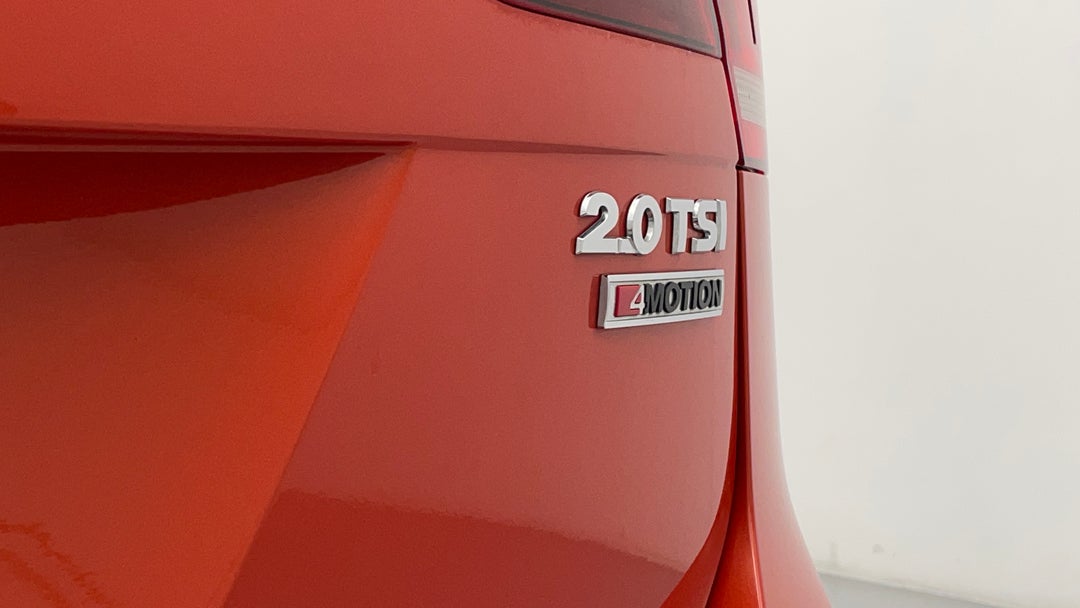 Badge (Boot Right Side)