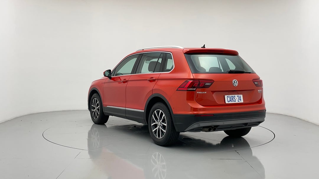 Left Back Diagonal (45- Degree) View