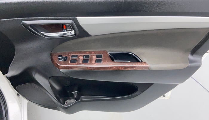 2017 Maruti Ertiga VDI SHVS, Diesel, Manual, 93,844 km, Driver Side Door Panel Controls
