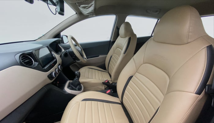 2019 Hyundai Grand i10 MAGNA 1.2 KAPPA VTVT, Petrol, Manual, 32,335 km, Right Side Front Door Cabin