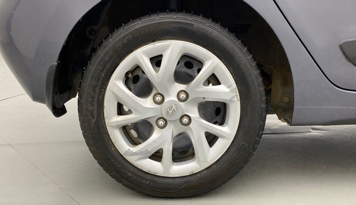 2019 Hyundai Grand i10 MAGNA 1.2 KAPPA VTVT, Petrol, Manual, 32,335 km, Right Rear Wheel