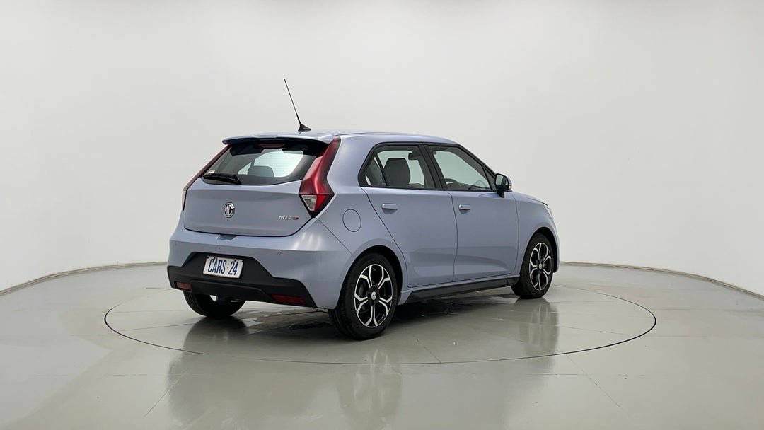 Right Back Diagonal (45- Degree) View