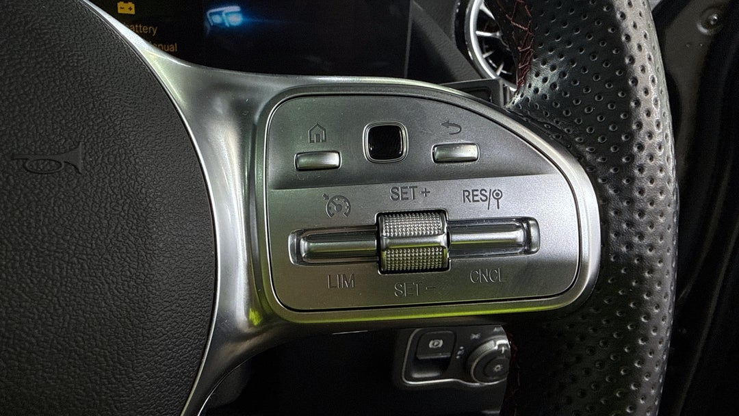 2022 Mercedes-benz GLA 250 4matic, Automatic, 33906 km, Cruise Control