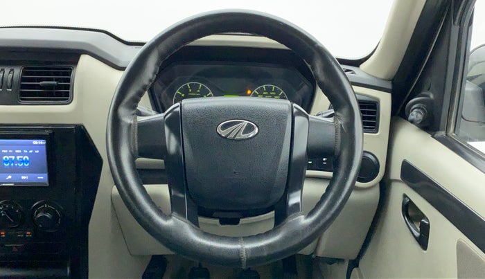 2018 Mahindra Scorpio S5, Diesel, Manual, 57,139 km, Steering Wheel Close Up