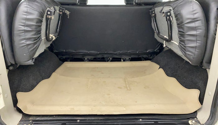 2018 Mahindra Scorpio S5, Diesel, Manual, 57,139 km, Boot Inside