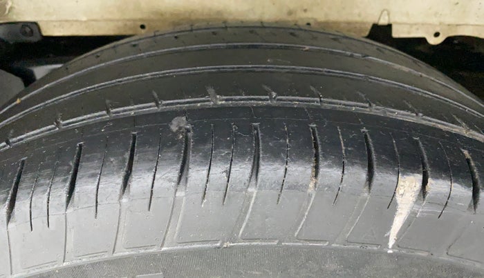 2018 Mahindra Scorpio S5, Diesel, Manual, 57,139 km, Left Rear Tyre Tread