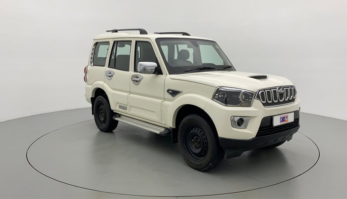 2018 Mahindra Scorpio S5, Diesel, Manual, 57,139 km, Right Front Diagonal