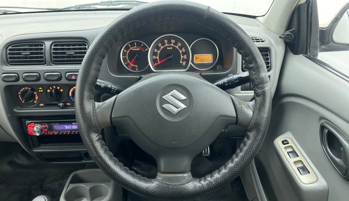 2014 Maruti Alto K10 VXI P, Petrol, Manual, 30,310 km, Steering Wheel Close Up
