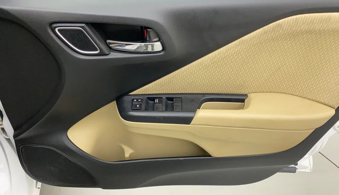 2021 Honda City 1.5L I-VTEC V MT 4TH GEN, Petrol, Manual, 8,435 km, Driver Side Door Panels Control