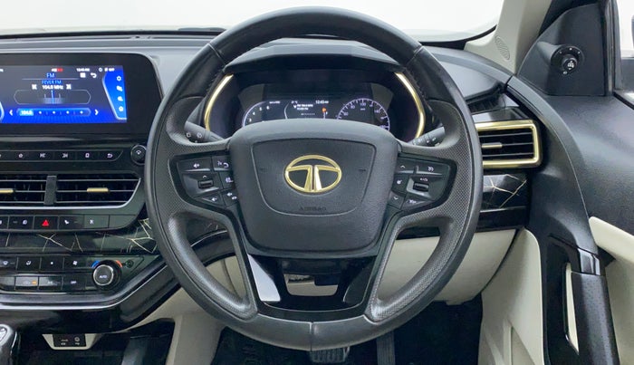 2022 Tata Safari XZA PLUS GOLD, Diesel, Automatic, 20,424 km, Steering Wheel Close Up