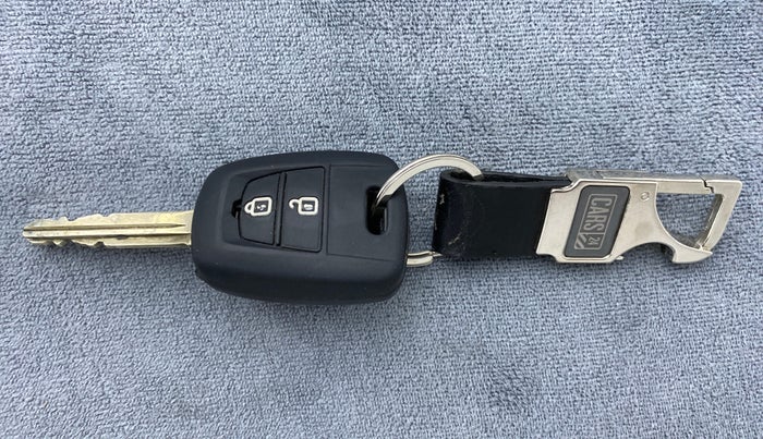 2018 Hyundai Grand i10 MAGNA 1.2 VTVT, Petrol, Manual, 22,017 km, Key Close-up