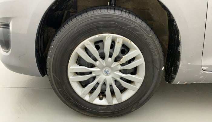 2014 Maruti Swift Dzire VXI, Petrol, Manual, 1,16,132 km, Left Front Wheel