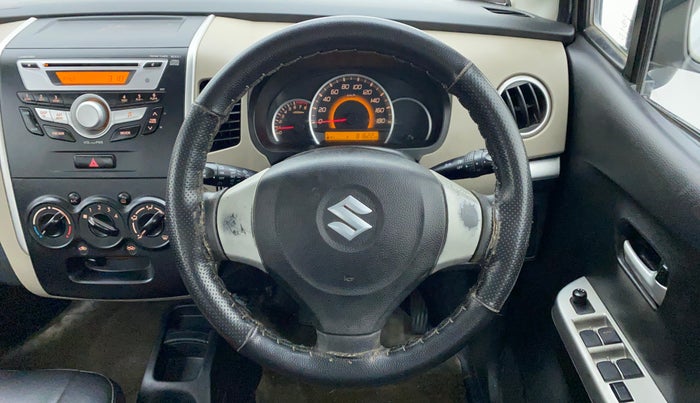 2016 Maruti Wagon R 1.0 VXI, Petrol, Manual, 81,707 km, Steering Wheel Close Up