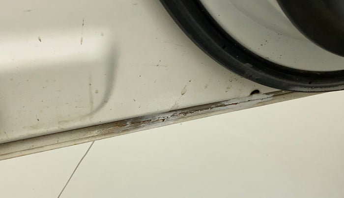 2012 Maruti Wagon R 1.0 VXI, Petrol, Manual, 89,199 km, Front passenger door - Slight discoloration