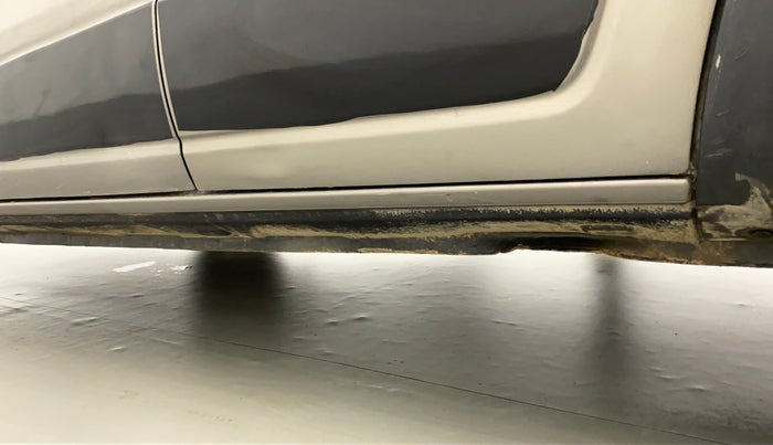 2017 Renault Kwid RXL, Petrol, Manual, 23,150 km, Left running board - Slight discoloration