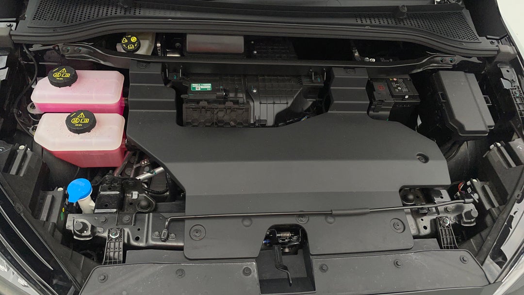 Open Bonnet (Engine)