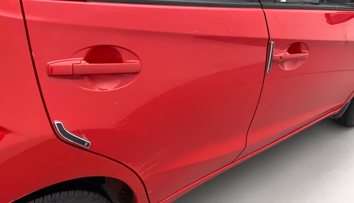 2016 Honda Brio S MT, Petrol, Manual, 92,019 km, Right rear door - Minor scratches