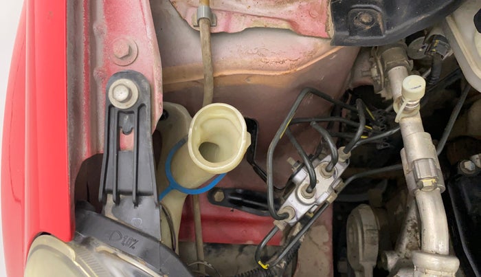 2016 Honda Brio S MT, Petrol, Manual, 92,019 km, Front windshield - Wiper bottle cap missing