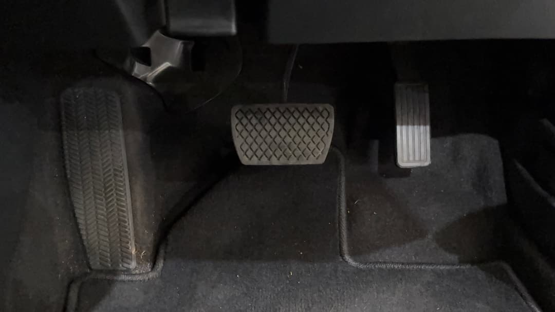 2018 Honda CR-V Vti-lx (AWD), Automatic, 70760 km, Pedals and Footmat