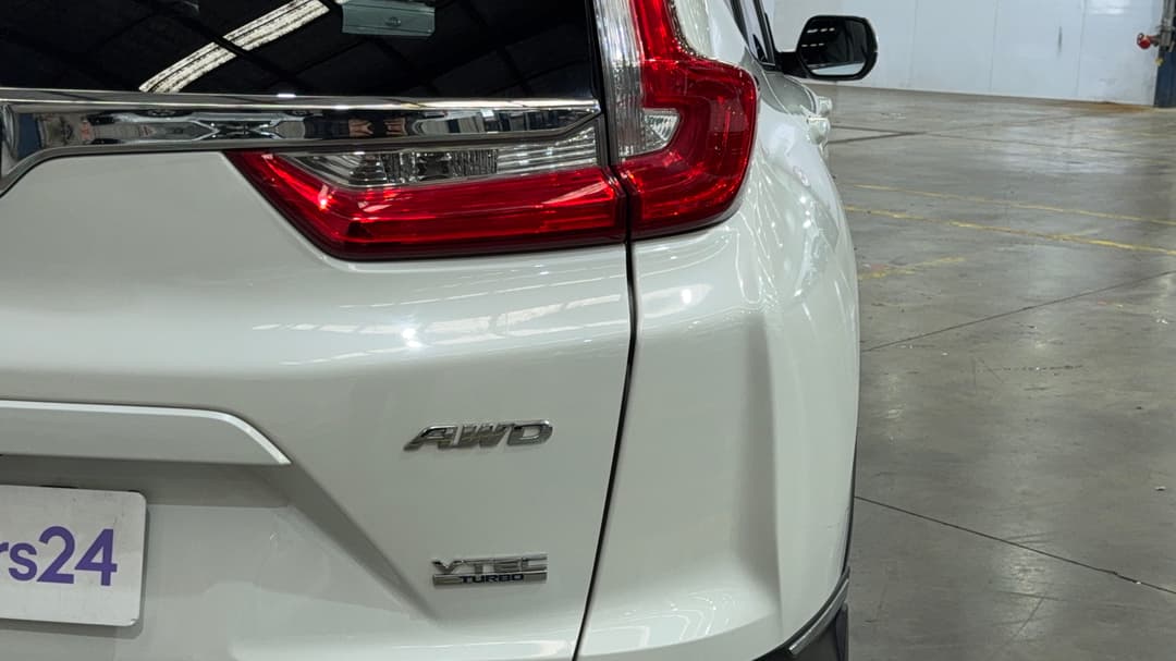 2018 Honda CR-V Vti-lx (AWD), Automatic, 70760 km, Badge (Boot Right Side)