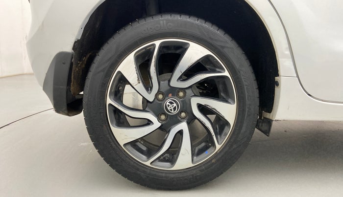 2019 Toyota Glanza V, Petrol, Manual, 64,625 km, Right Rear Wheel