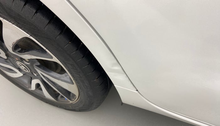2019 Toyota Glanza V, Petrol, Manual, 64,625 km, Right quarter panel - Slightly dented